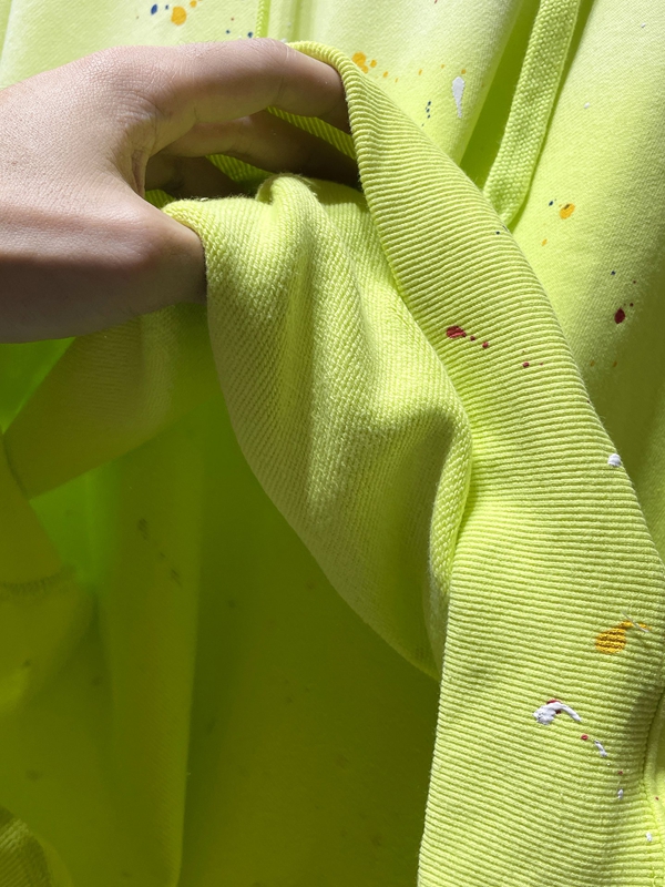 ブランドパーカー着用イメージ